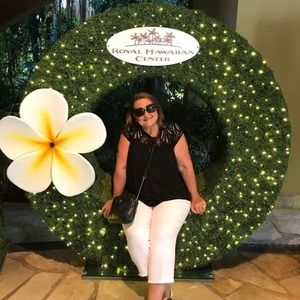 Meet your Posher, Mara